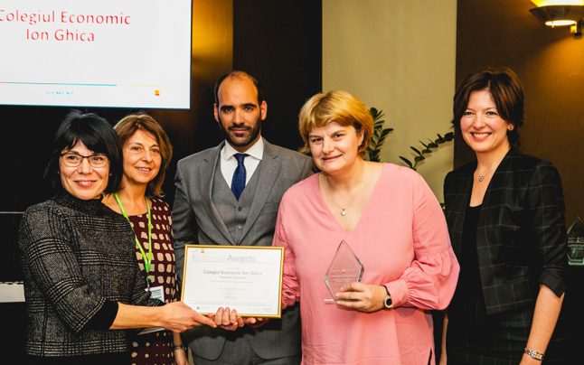Colegiul Economic „Ion Ghica” din Târgoviște a fost premiat la competiția europeană „Școala Antreprenorială a anului 2017” 