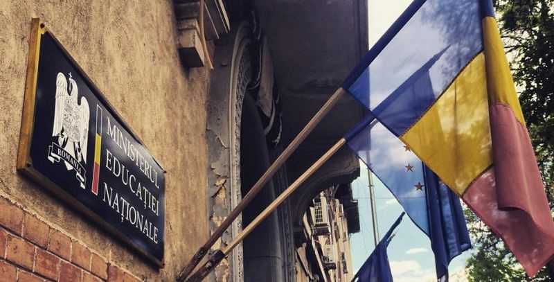 ministerul-educatiei-compendiu-auxiliare-manualului-auxiliare-profesional-manualelor