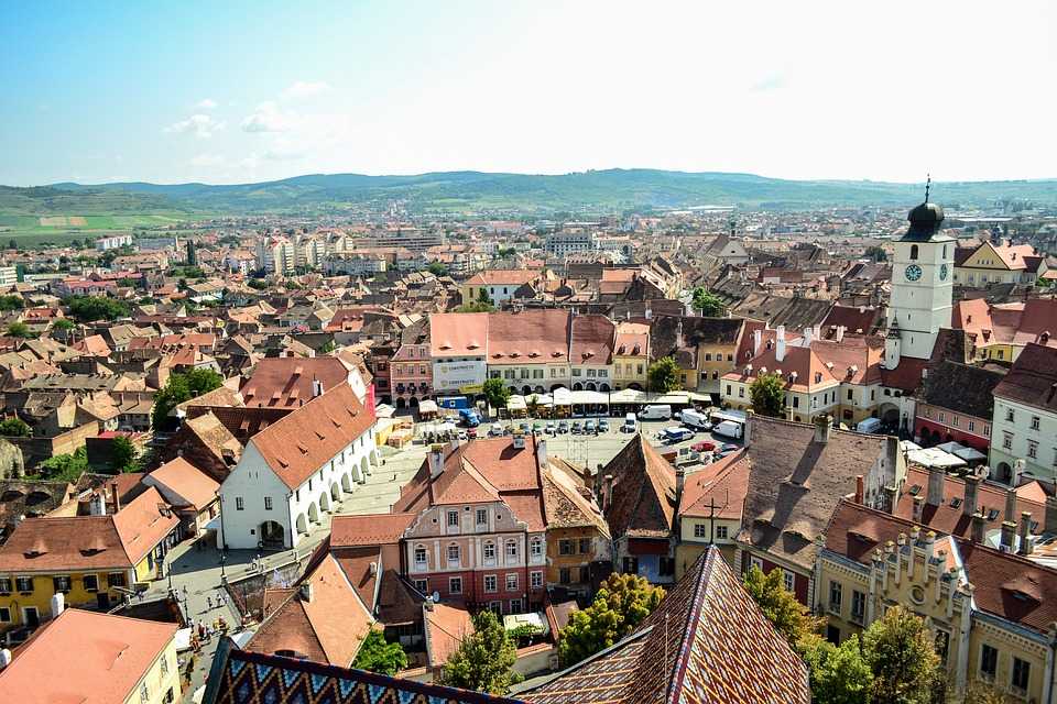Cele mai avantajoase şi dezavantajoase oraşe şi cartiere din România