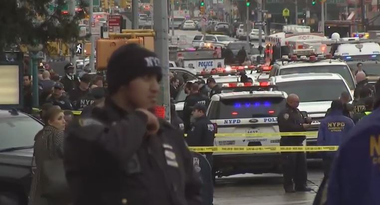atac armat metrou new york