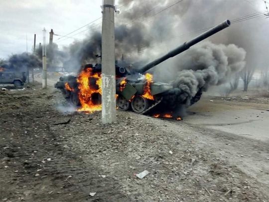 tanc distrus ucraina