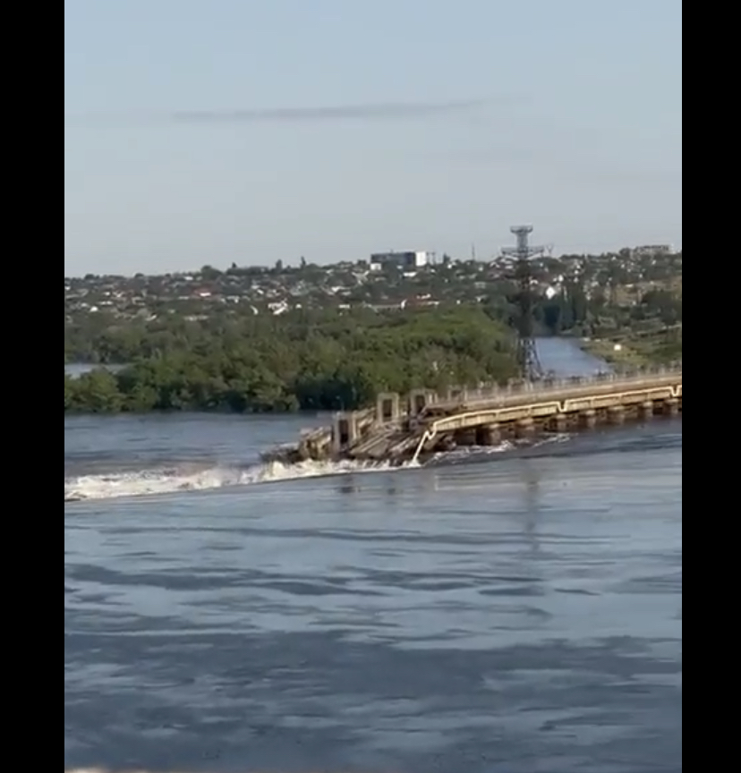 Barajul Nova Kakhovka din Herson a fost distru