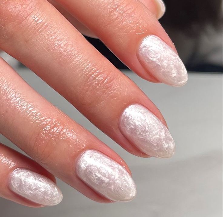 Modelul Oyster Nails