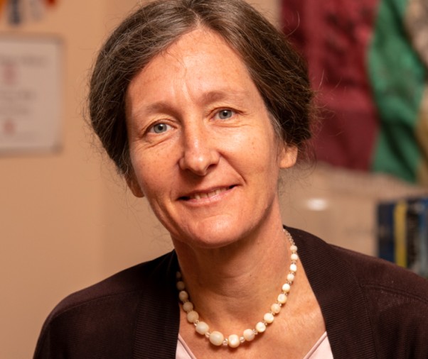 Dr. Anna Lembke